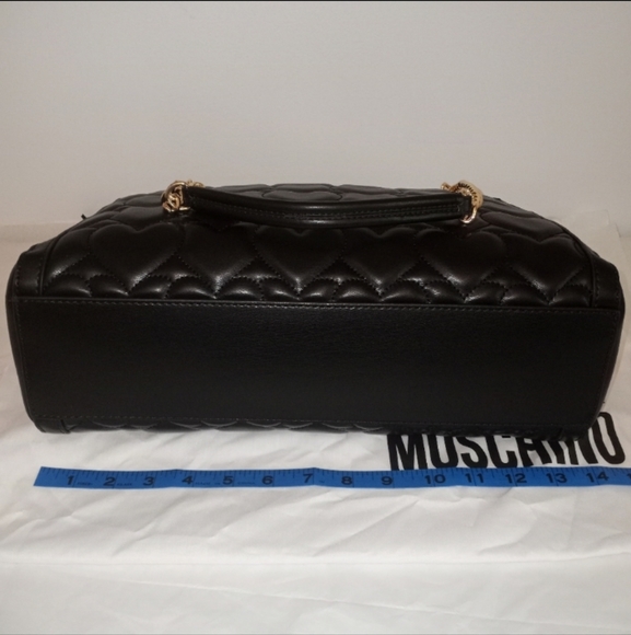 *SOLD* Love Moschino Quilted Hearts Shopper Tote XL Vegan Leather, black - Picture 6 of 12